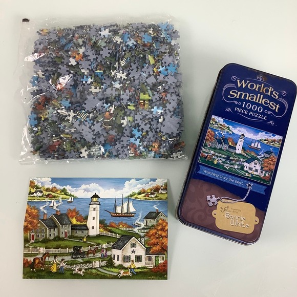 New World’s Smallest 1000 piece puzzle Watching over the bay Sealed - Picture 5 of 7